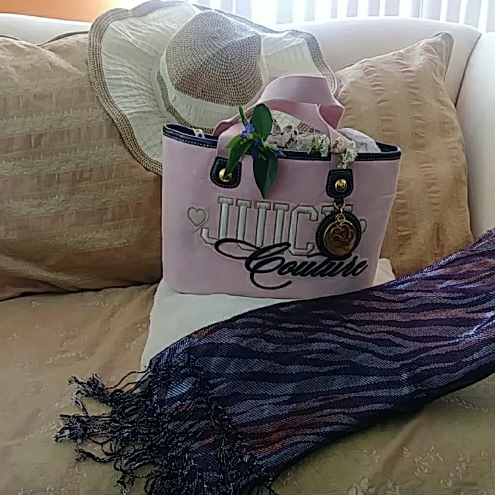 Juicy Couture purse